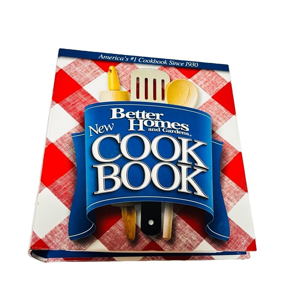 Vintage 2003 Better Homes And Gardens New Cookbook 12 Edition 5 ring Binder.